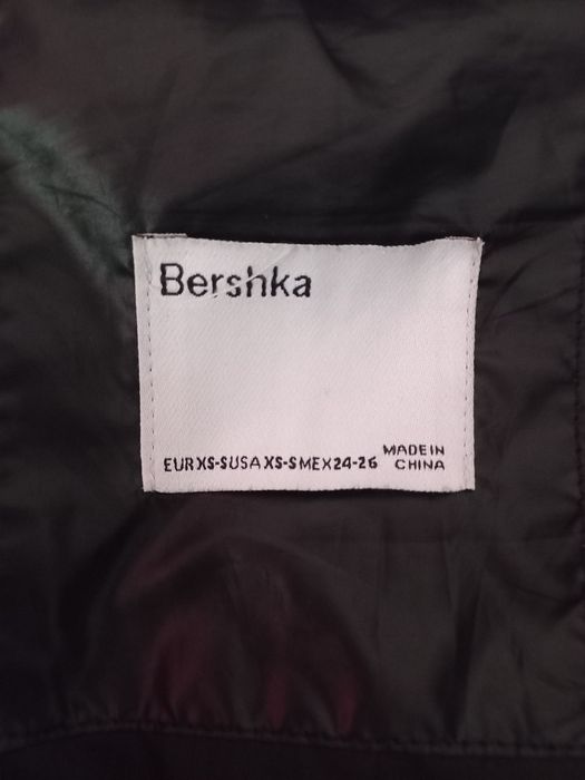 Geaca iarna Bershka XS