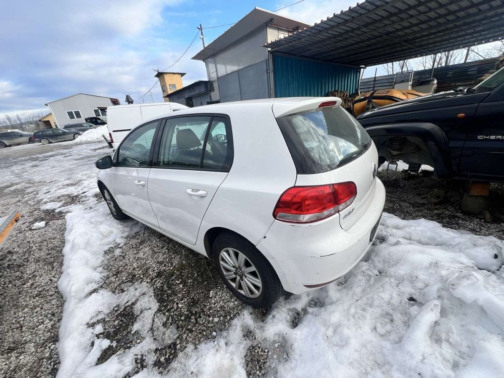 Volkswagen Golf VI