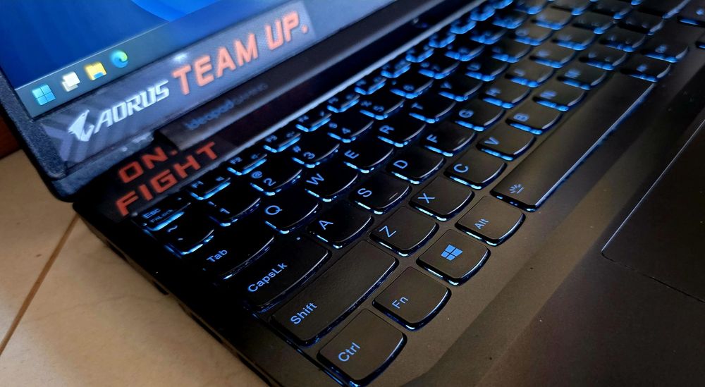 Lenovo Ryzen 5 4600H 16GB RAM 256GB NVMe GTX 1650 4GB