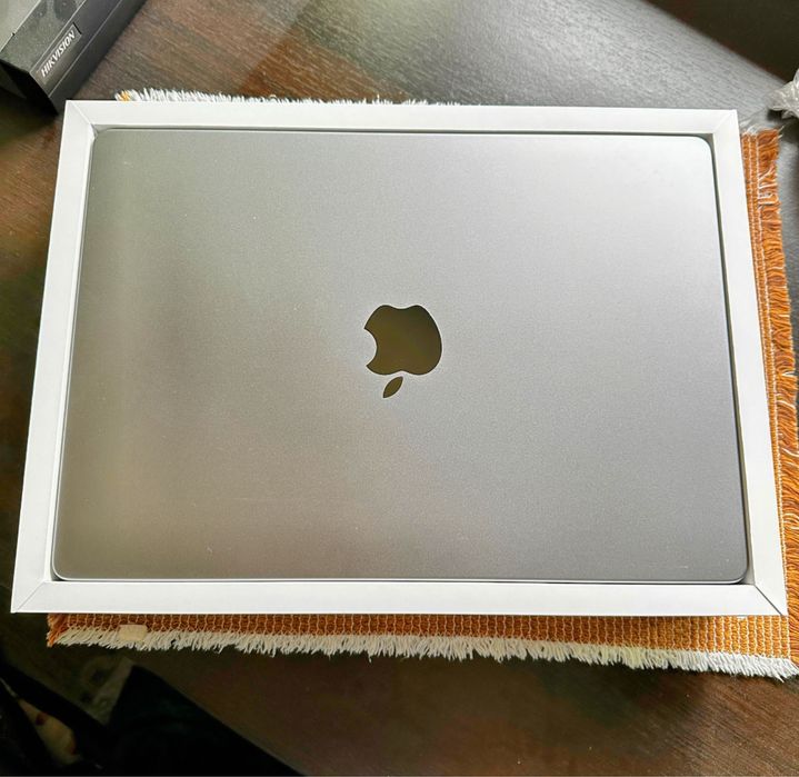 Apple MacBook Pro 14