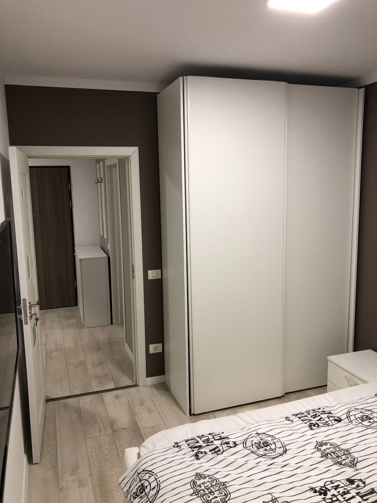 Apartament de închiriat West Residence