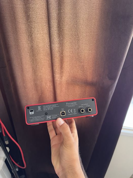 Focusrite Scarlet 2i2 complate
