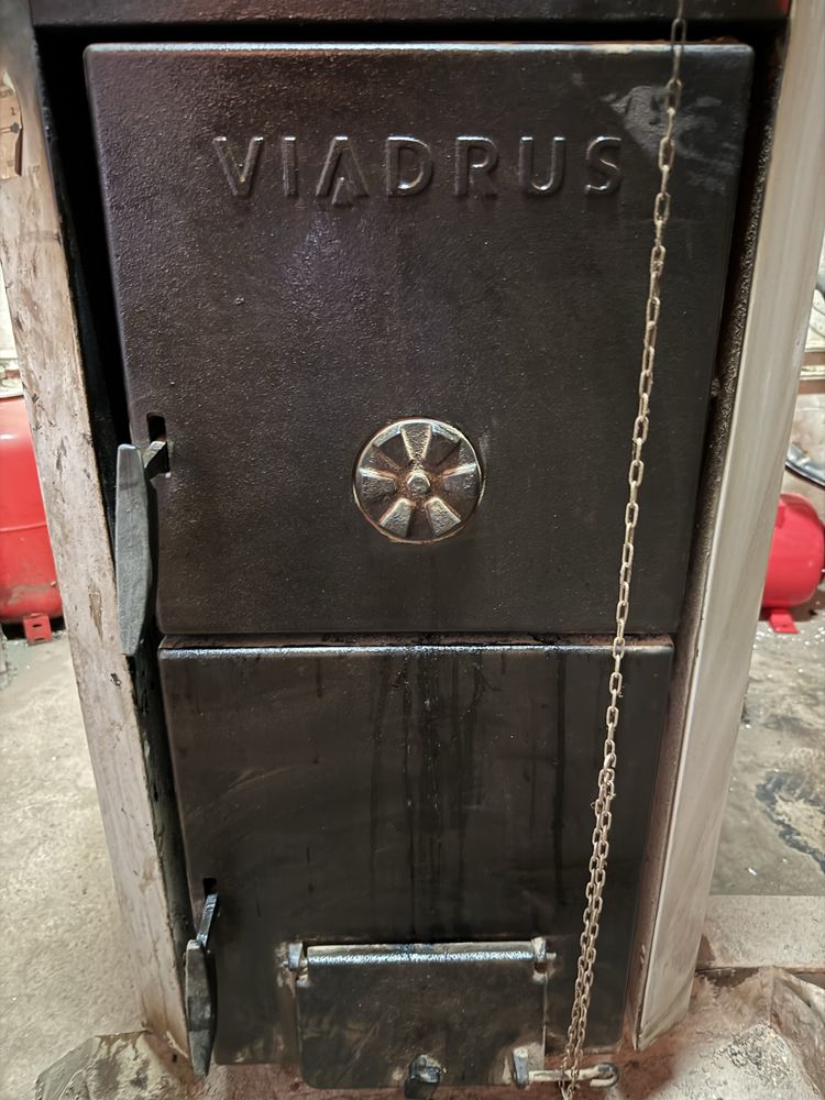 Centrala pe lemne si carbune Viadrus u 22 45 kw