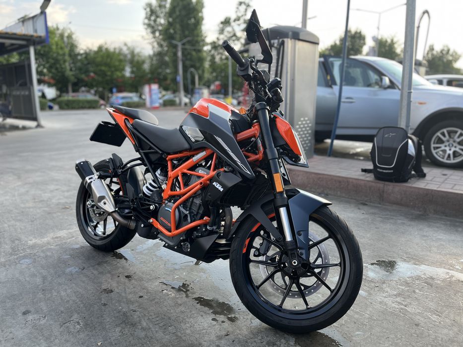 KTM Duke 390 2023