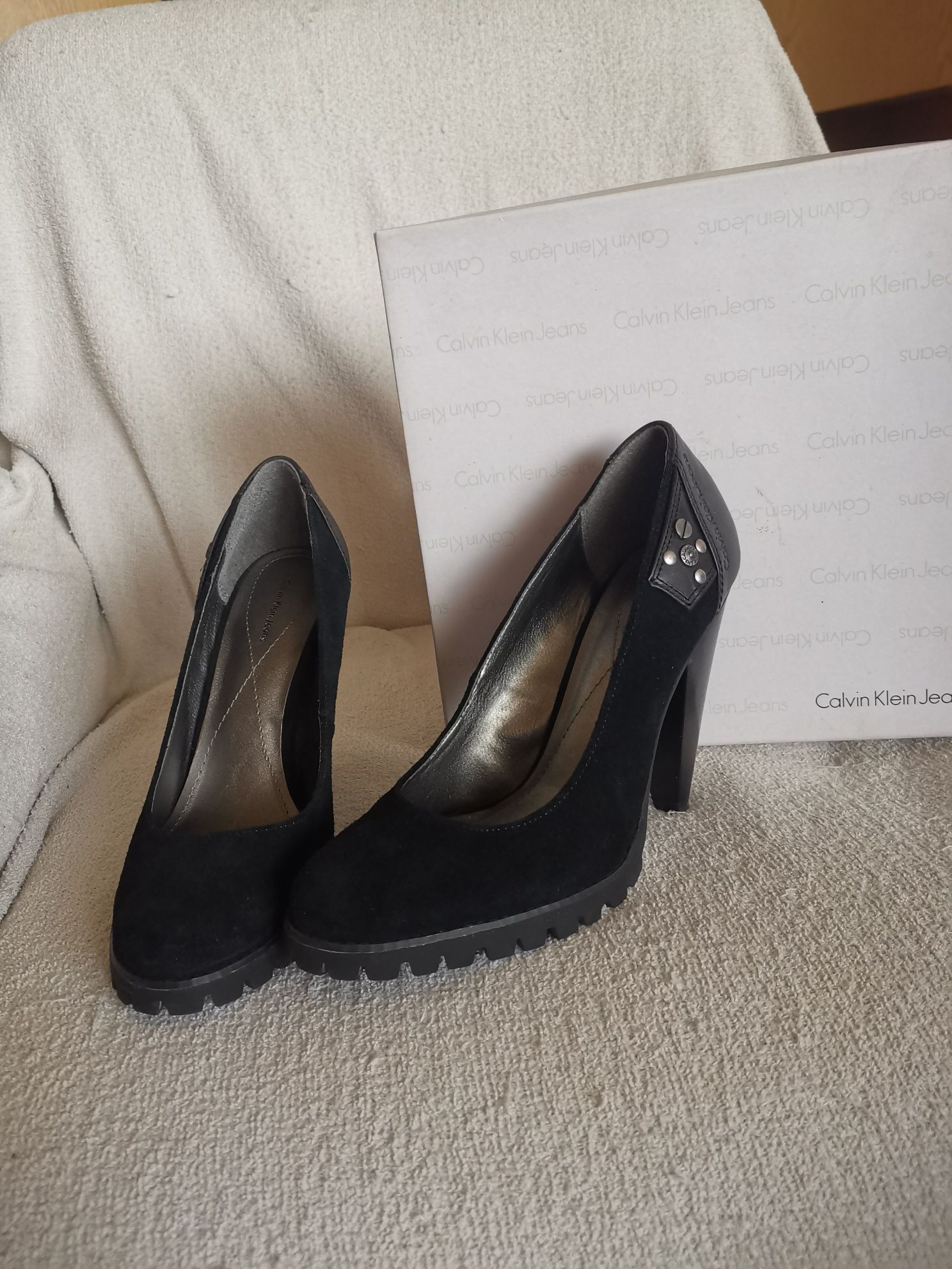 Calvin Klein обувки, N38, черен велур