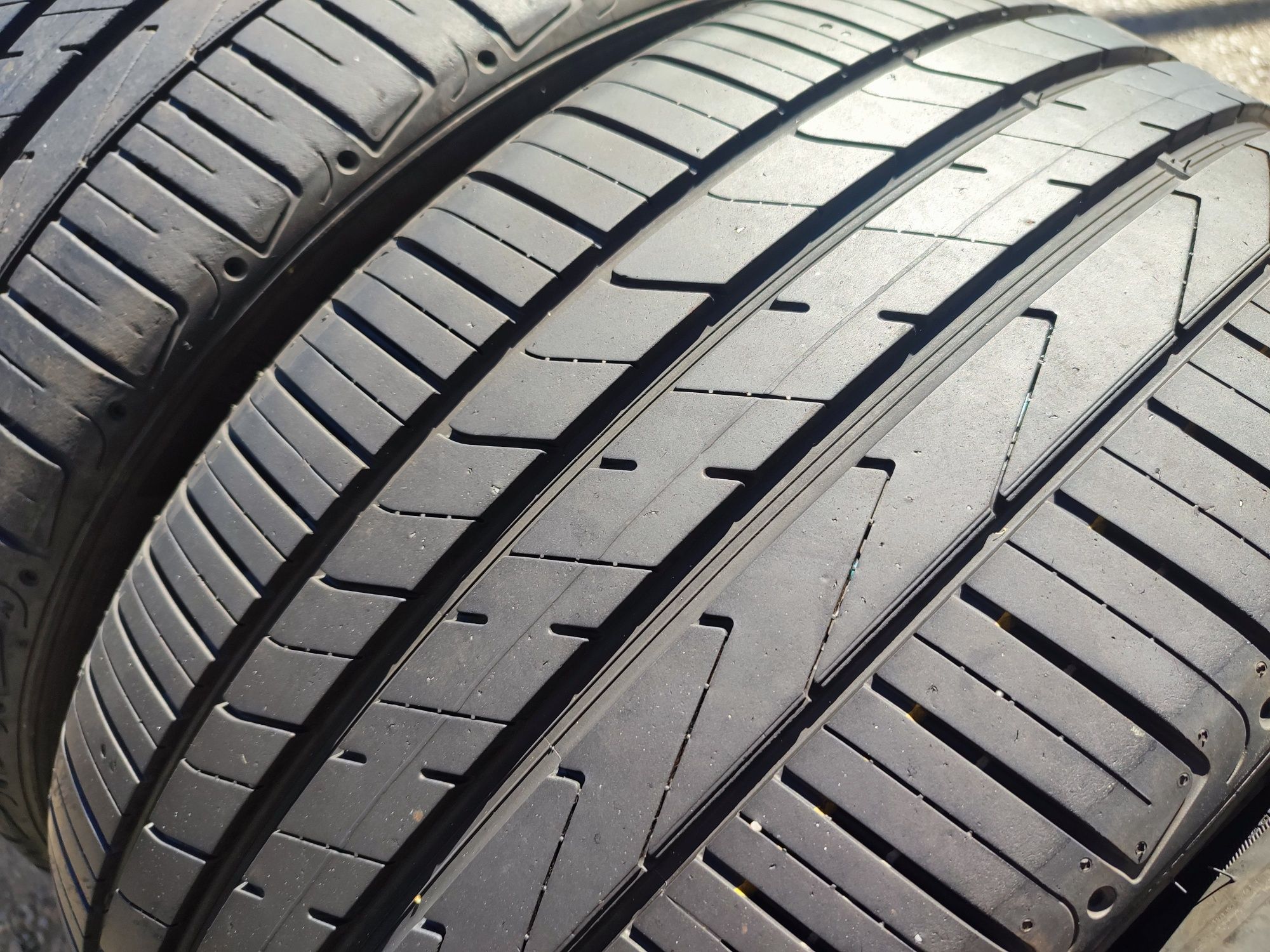 255/40/20" 4бр Hankook ventus s1 evo2 suv,dot1120,7mm