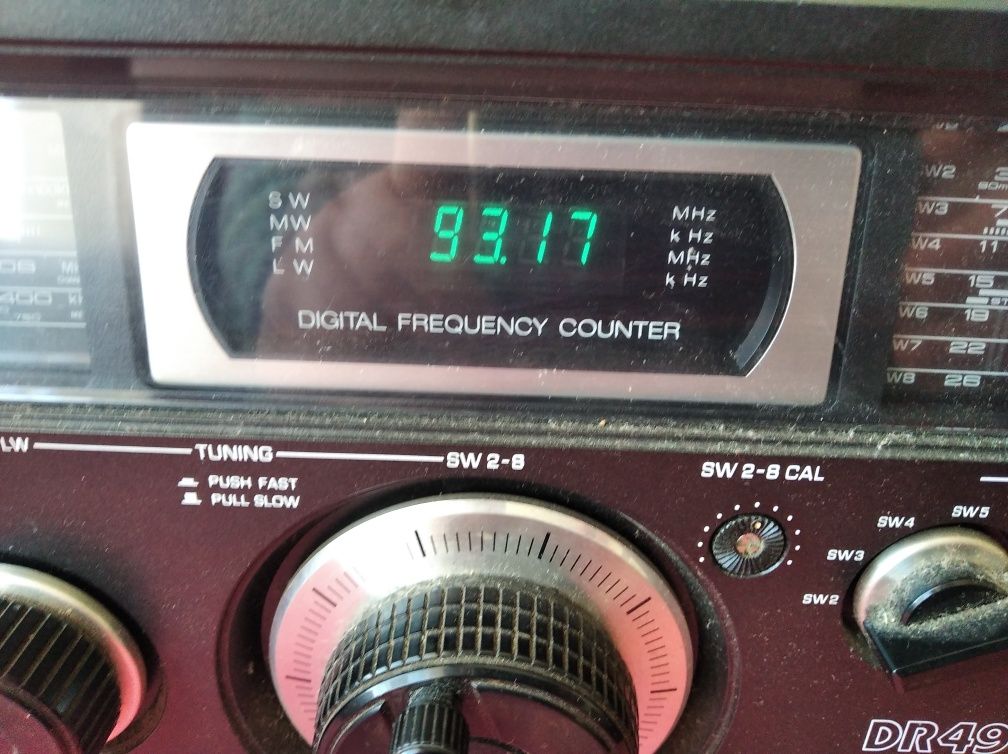 Panasonic RF4900 radio