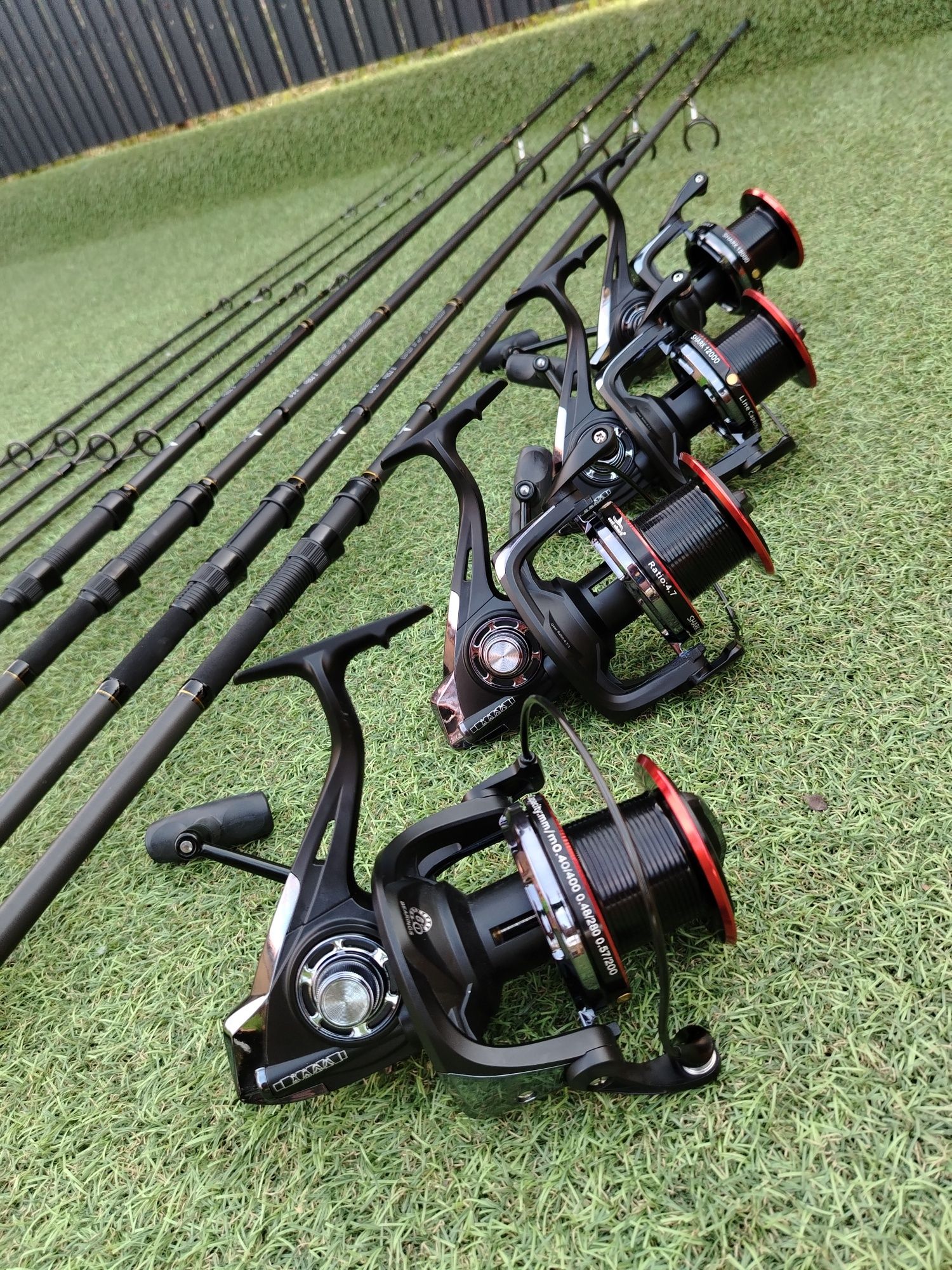 SET 4 Lansete  EBISU CARP 3.90 m 3.75 Lbs + 4 Mulinete Eastshark 12000