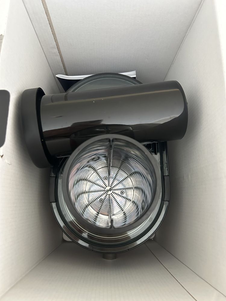 Соковыжималка Polaris