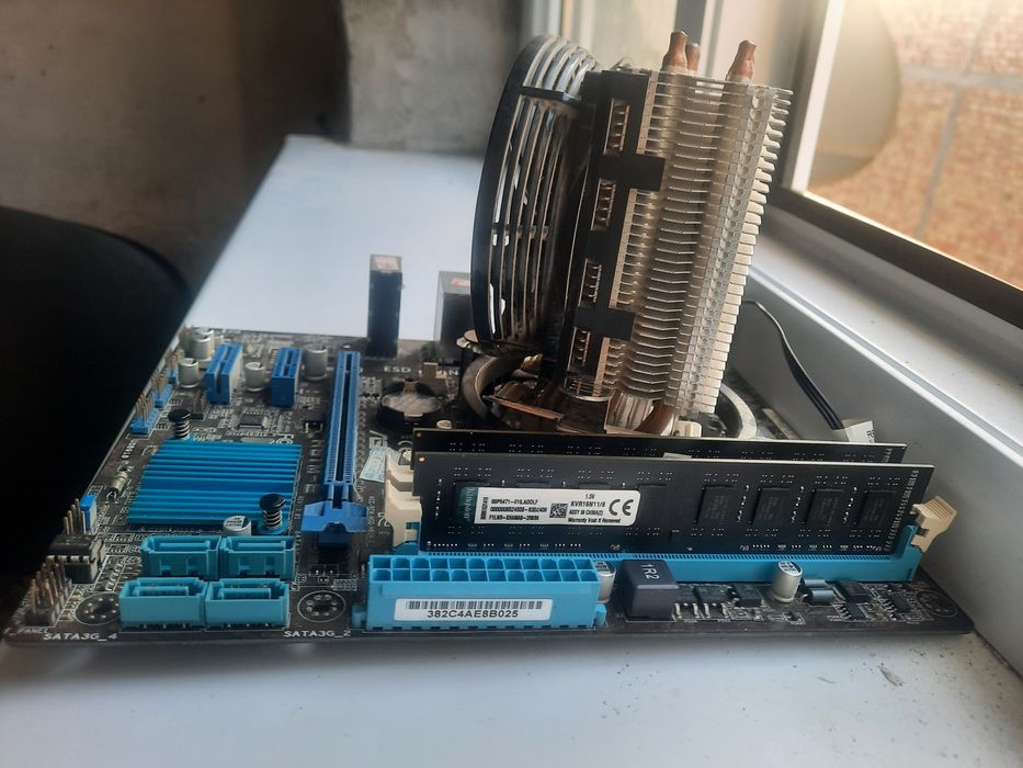 Asus H61M-E комплект или штучный