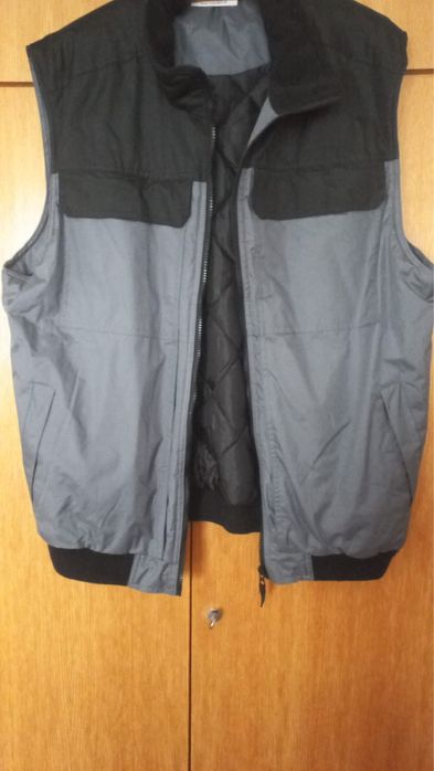 Vesta de barbati Stonekit noua marimea L