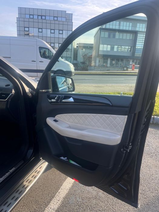 Vand GLS 350 4Matic, achizitionat si service full Mercercedes,