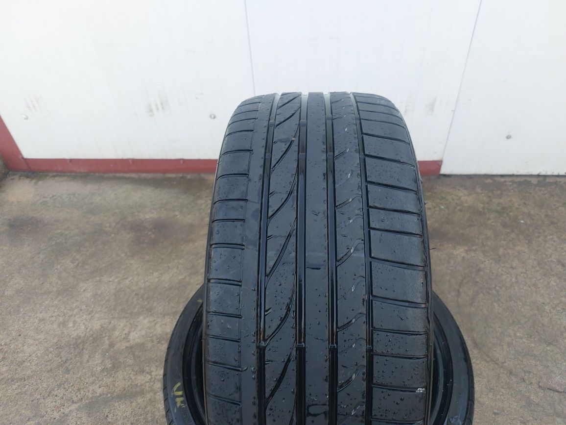 125 lei bucata! Doua anvelope de VARA 235 35 19 Bridgestone