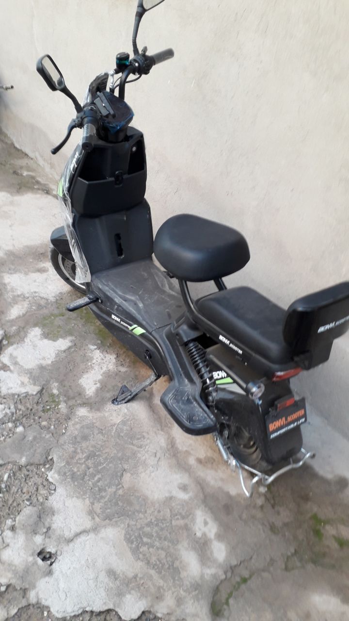 Электро скутер Bonvi