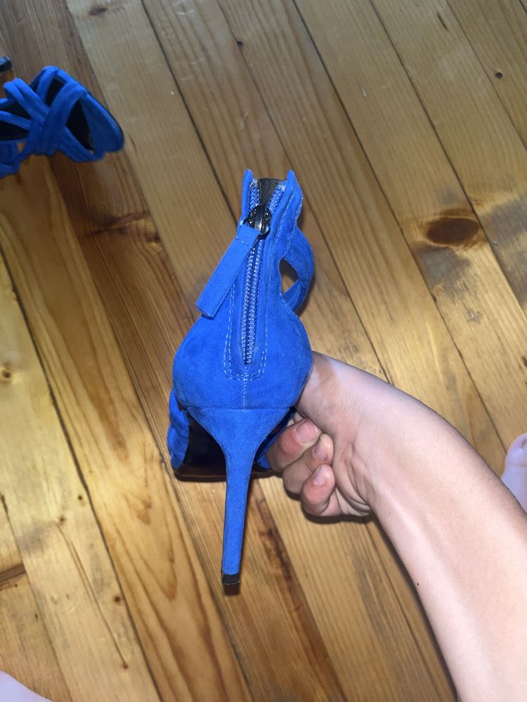 Сандали Zara 37 нови