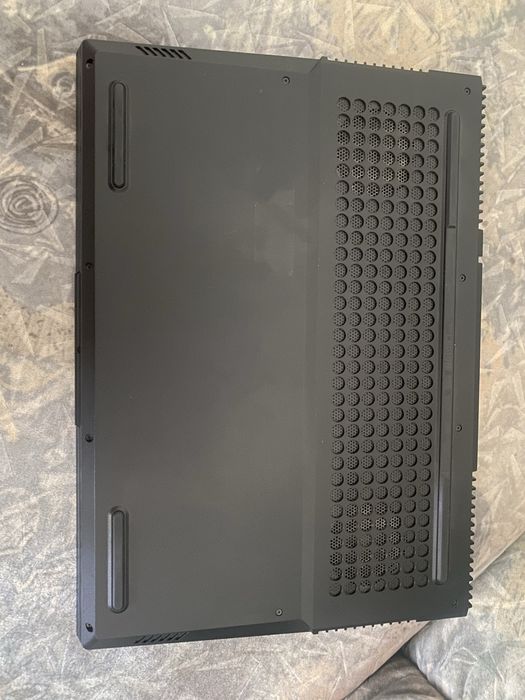 Lenovo Legion 5 RTX 3060 Ryzen 5 5600H 16Gb 512GB SSD+mouse+tastatura