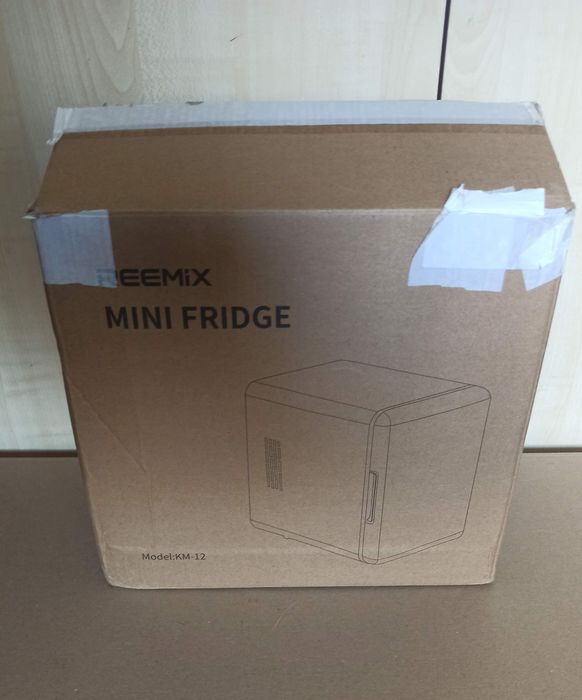 Minifrigider portabil