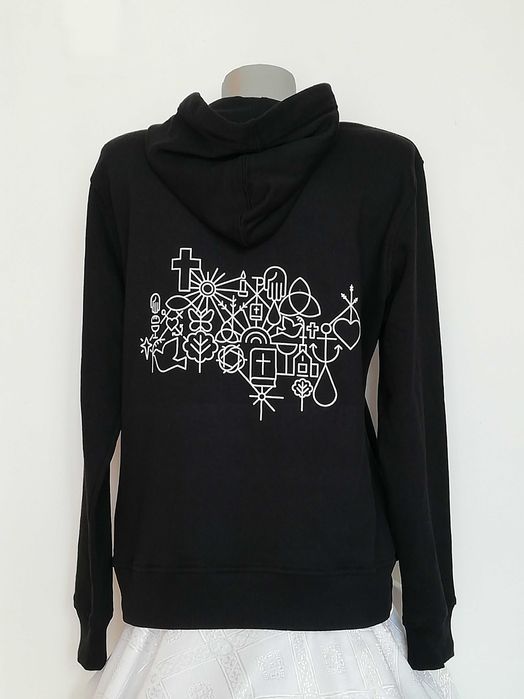 Нов черен суичър с качулка, топъл, ватиран, размер L/40.