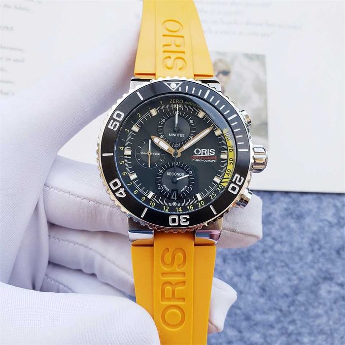 ORIS Diving Aquis Depth Gauge с кварцов механизъм