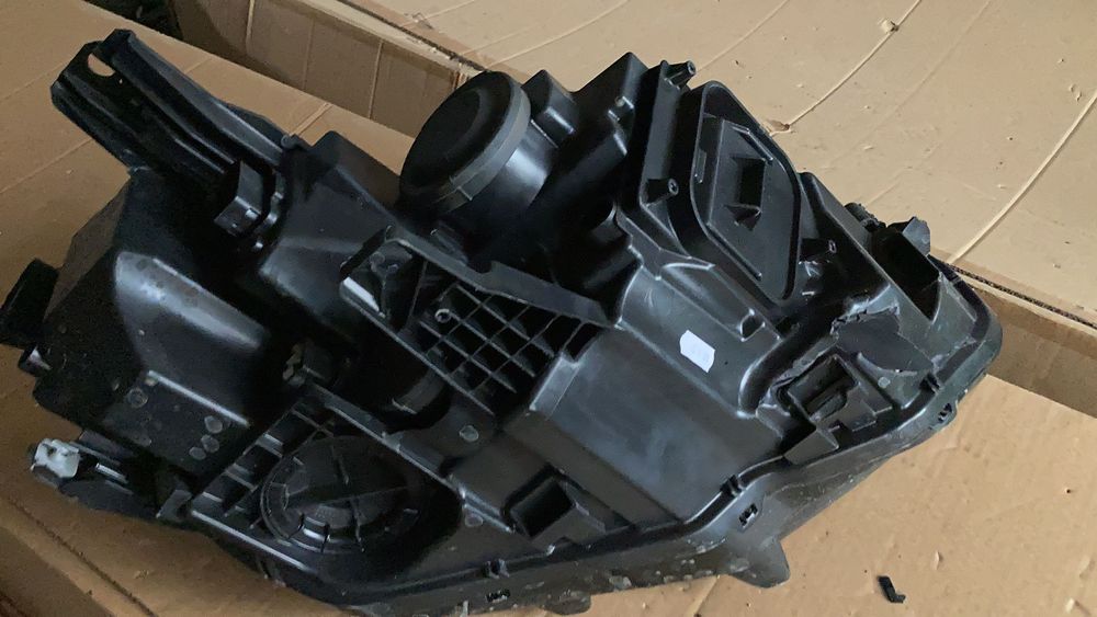 Far VW Passat B8 Facelift 2020 2021 2022 far stanga full led B 8