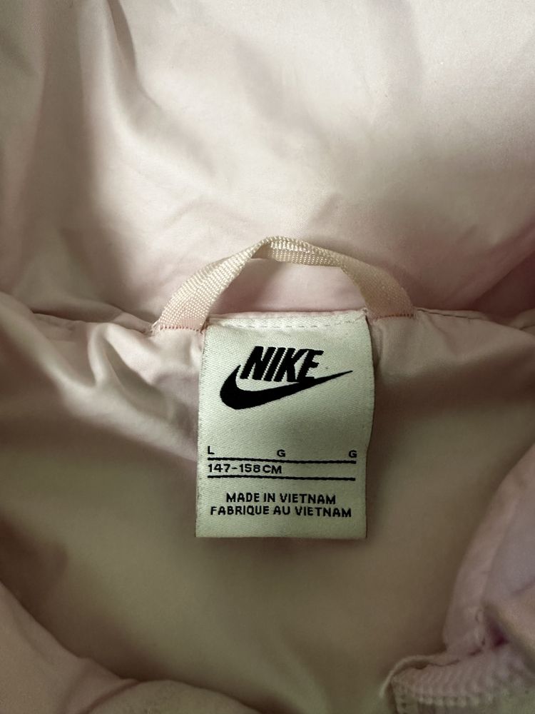 Дамско яке Nike