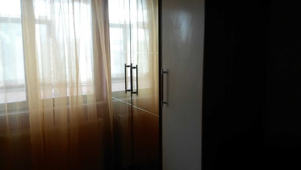 Vand apartament cu 3 camere in municipiul Caracal