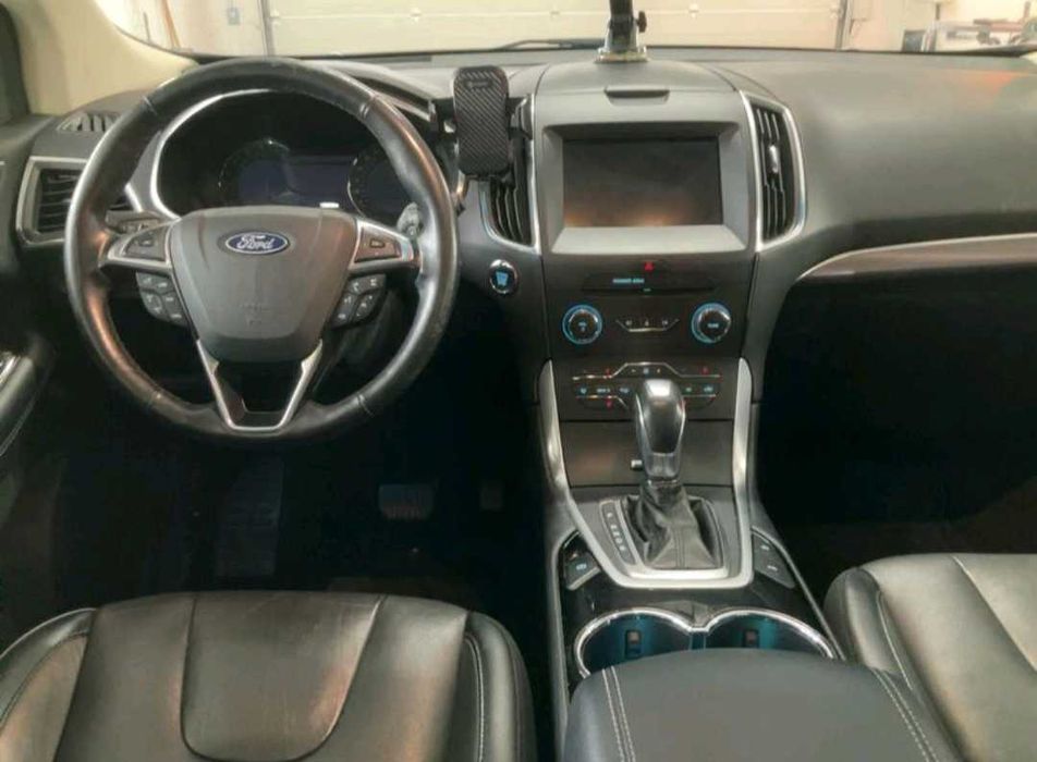 RATE DOAR CU BULETINUL  Edge 2,0 l diesel TDCi Bi-Turbo 4x4 Titanium