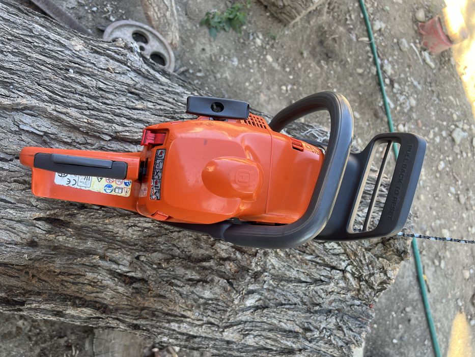 Vând drujbă husqvarna 435