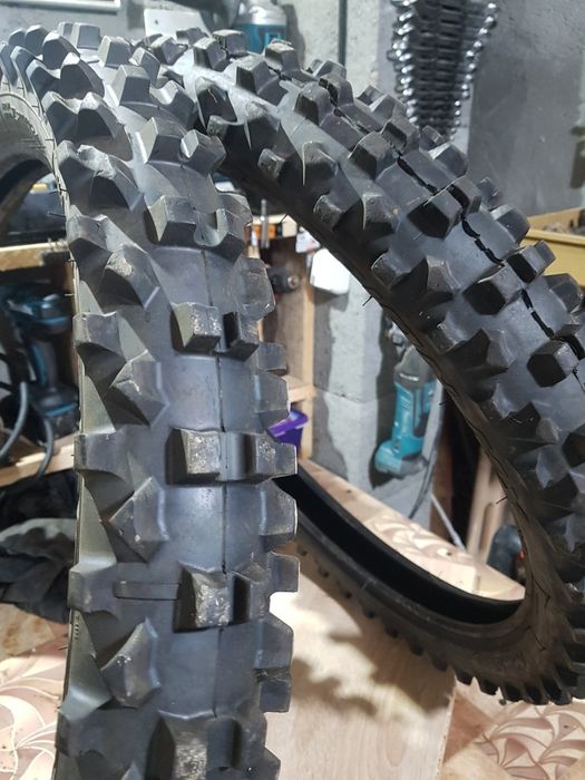 Pirelli din 2020 fata 80 100 21 ( 90 90 21 )