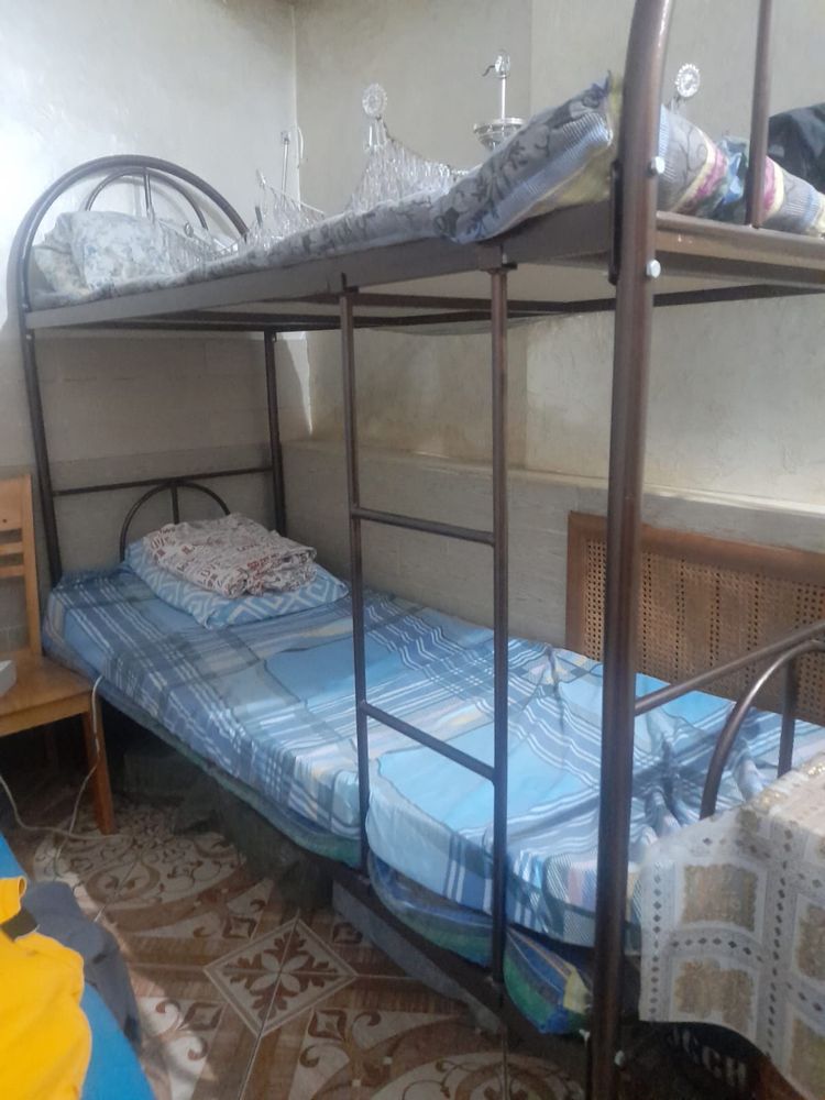 Кровати для хостела в хорошем состоянии