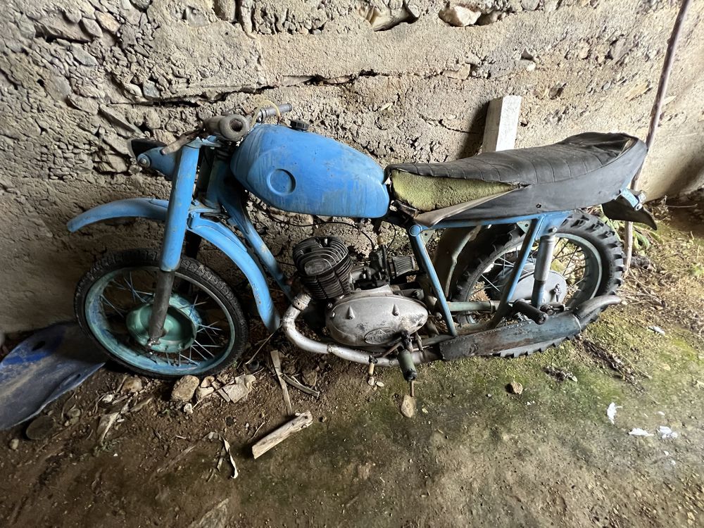 Иже с двигател от балкан 250 на части