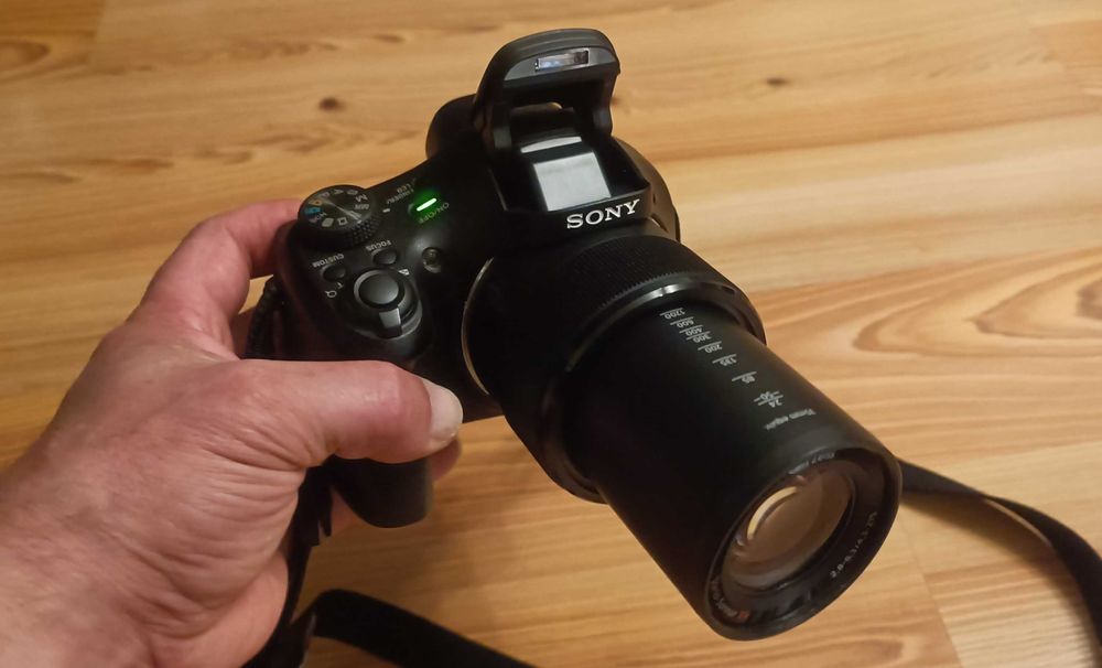 Фотоапарат Sony DSC-HX300