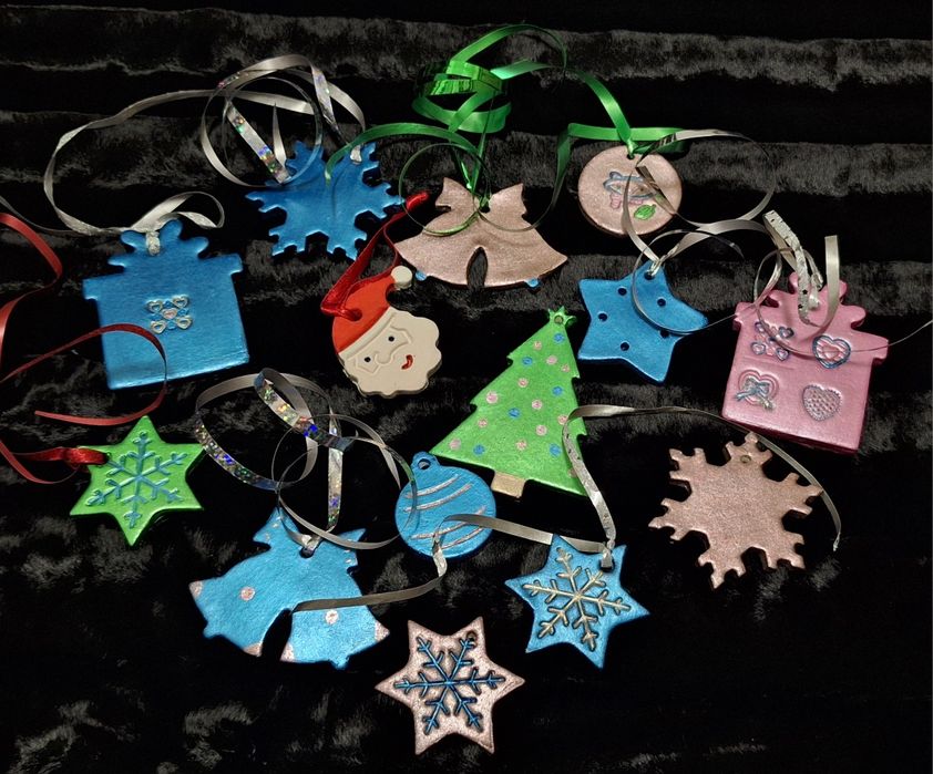 Lot 14 decorațiuni brad