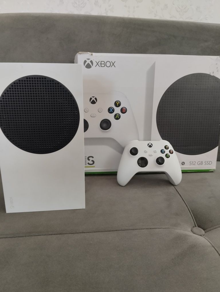 xbox series s в идеальном состоянии