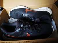 Nike nepurtat- Pantofi alergare pentru femei, Revolution 6