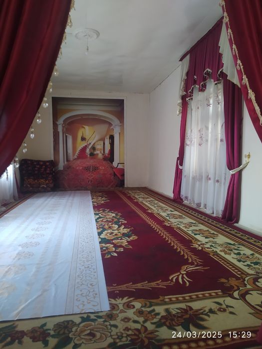 Uy sotiladi 14 sotik