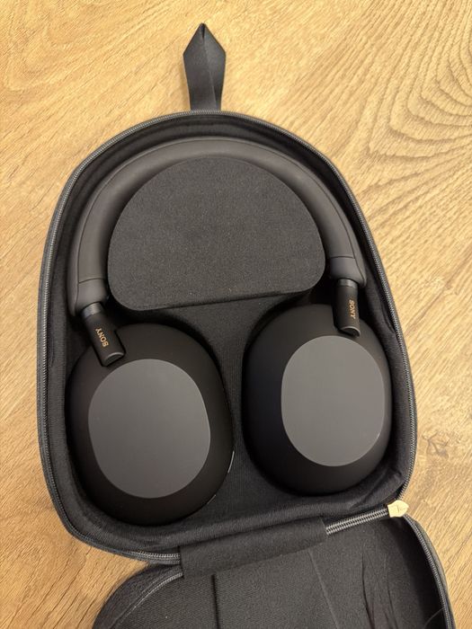 Căști Sony WH-1000XM5