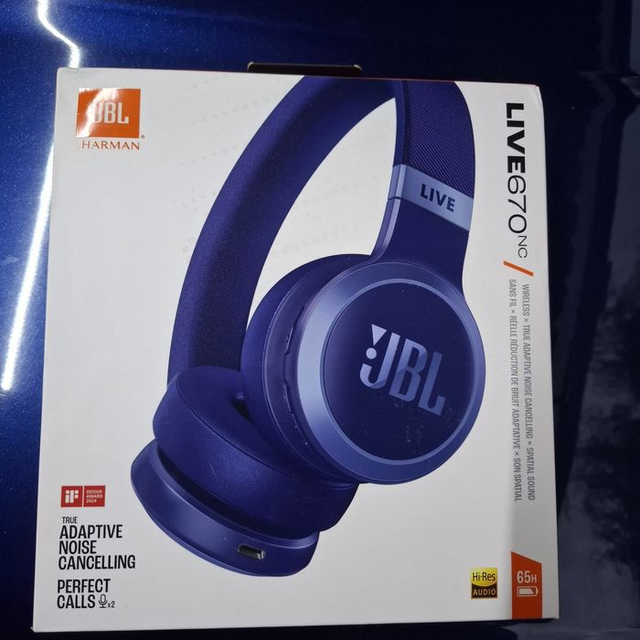 Casti JBL LIVE 670