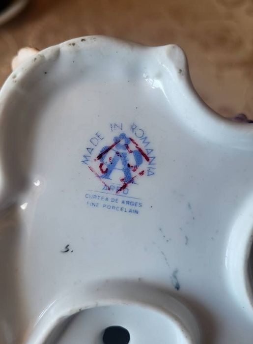 Bibelou vechi romanesc