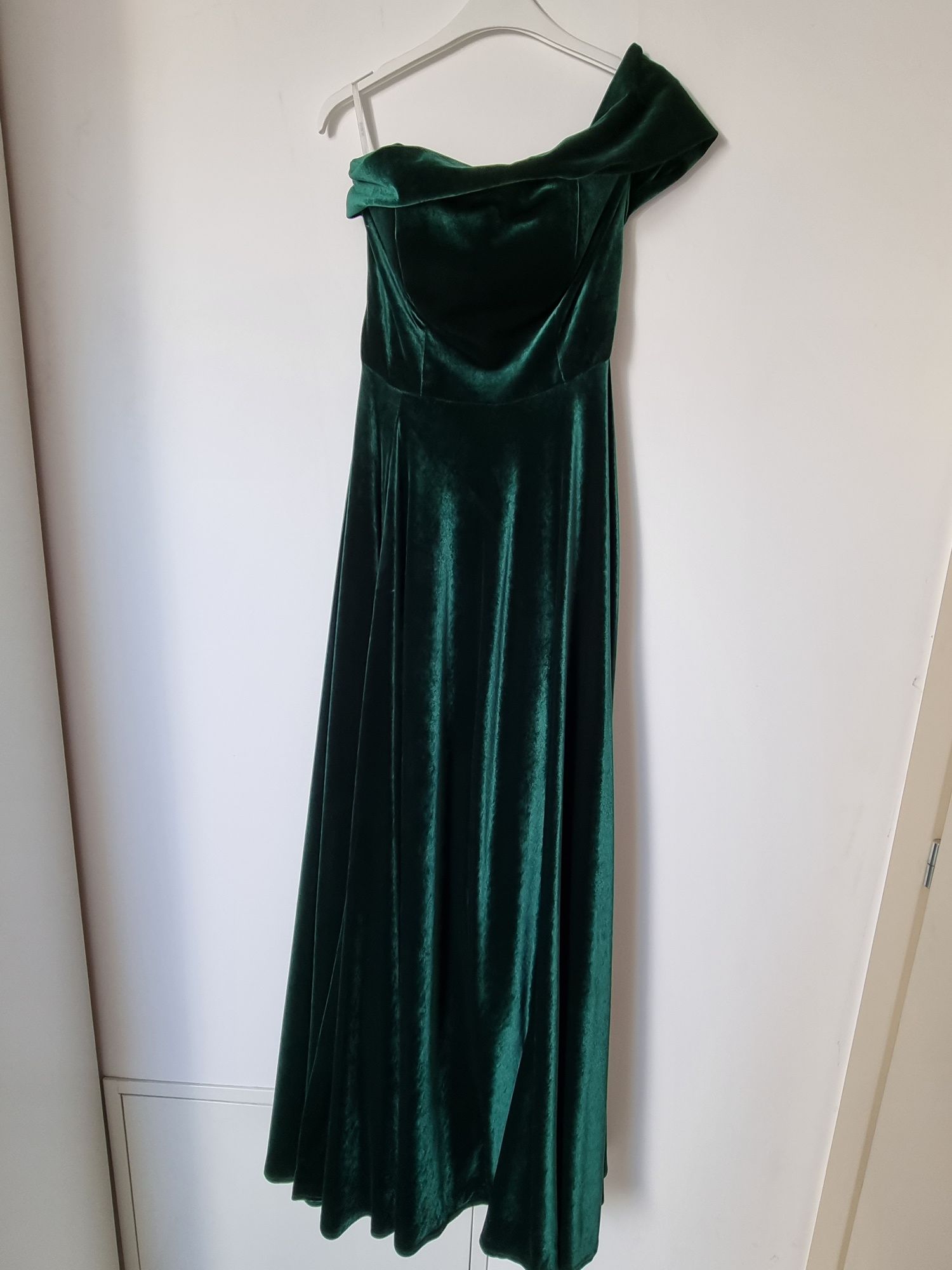 Rochie de ocazia din catifea verde