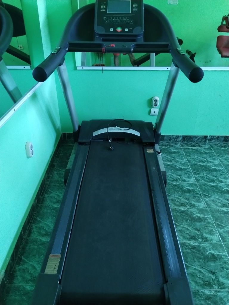 Бягаща пътека insportline
