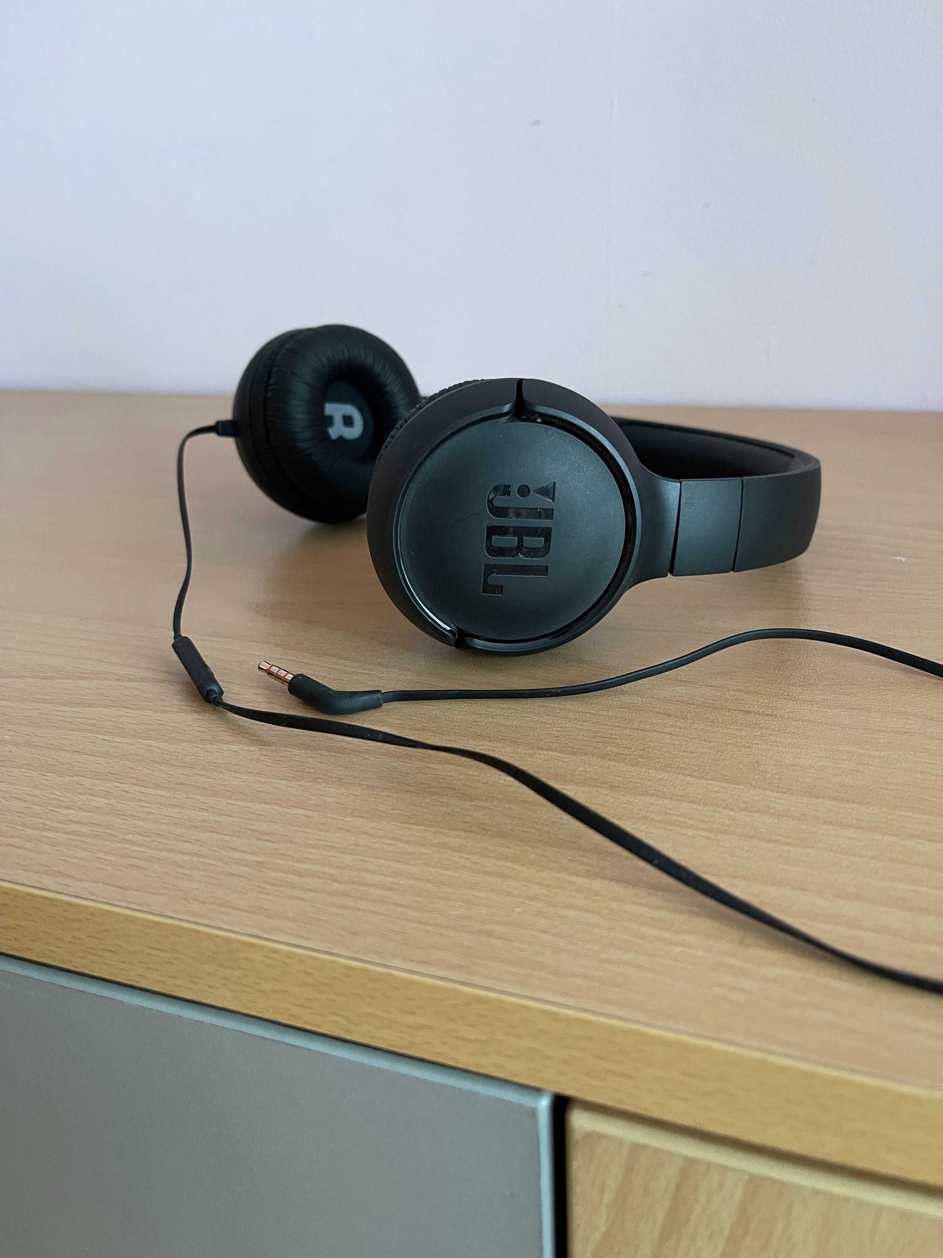 Слушалки JBL - неразличими от нови