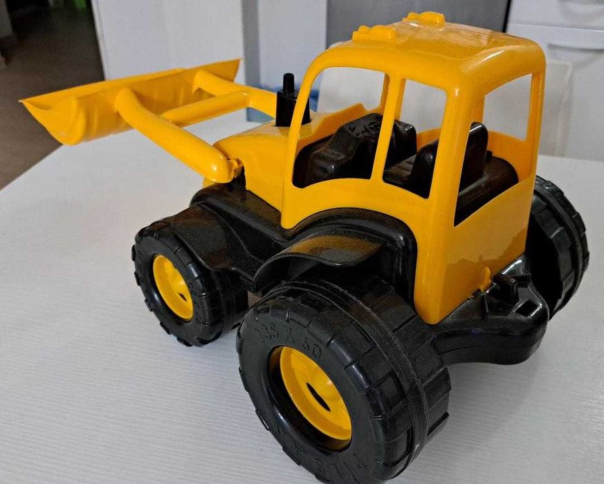 NOU - Camion vola excavator Imens, jumatate metru lungime cu cupa