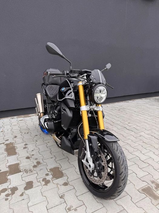 BMW R1250R