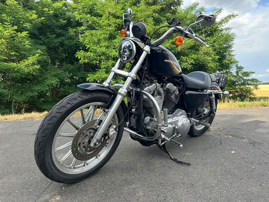 Harley Davidson Sportster 883 Custom