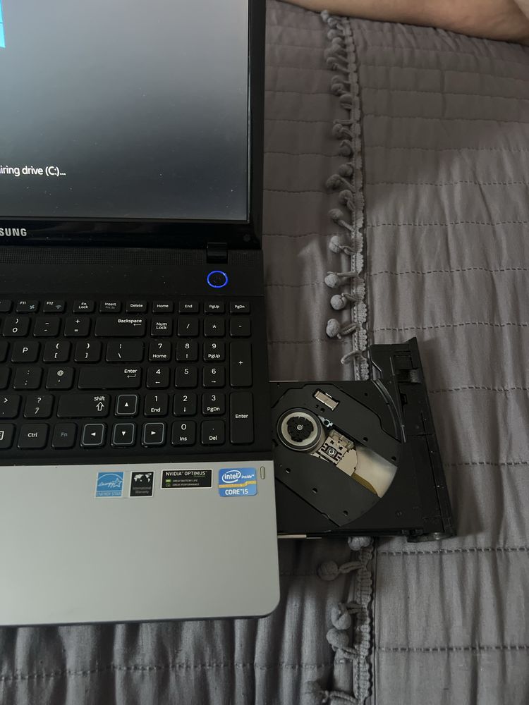 Lepto samsung Core i5