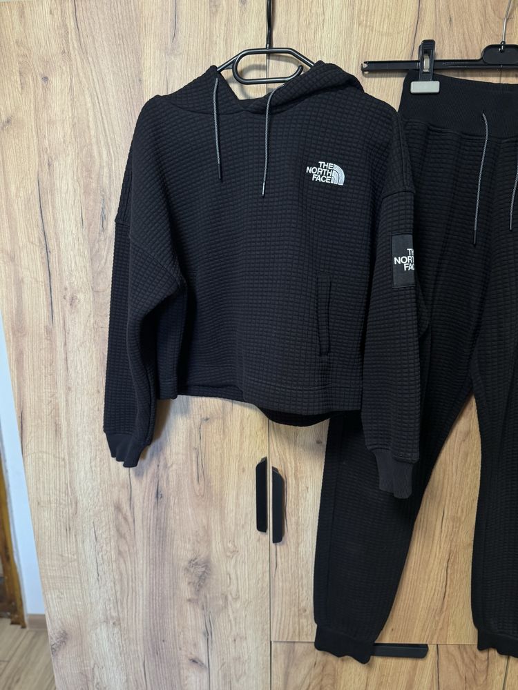Дамски екип The north face