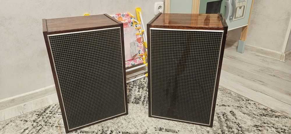 Boxe magnetofon  kastan