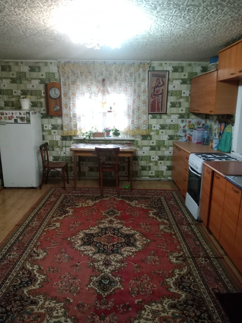 Пущу на квартиру девушек студенток