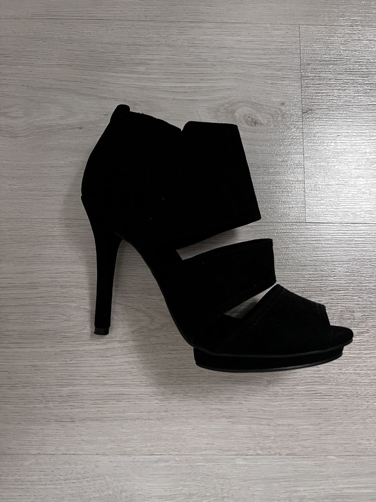 Sandale negre cu platforma, toc 11cm -H&M, 38
